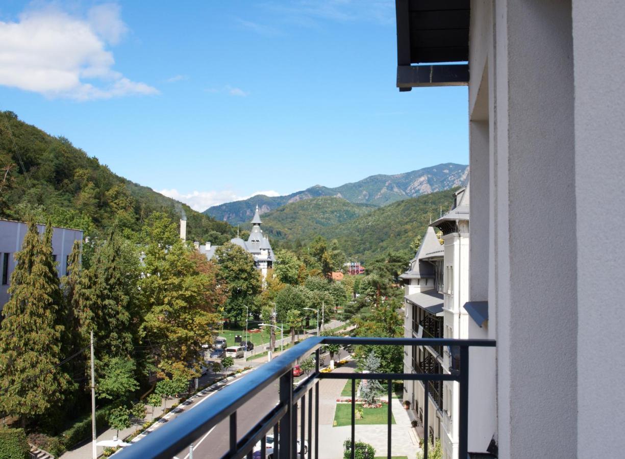 Astra Hotel Călimăneşti Exterior foto